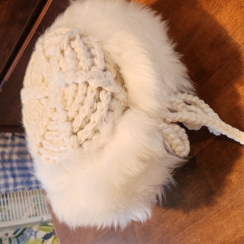 Vintage 1950's knit with faux fur, ladies winter hat